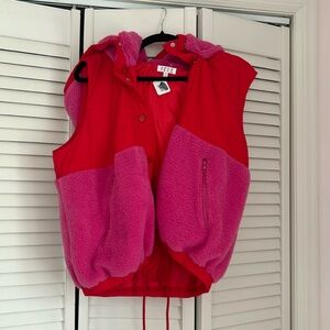 TCEC vest color block red and pink